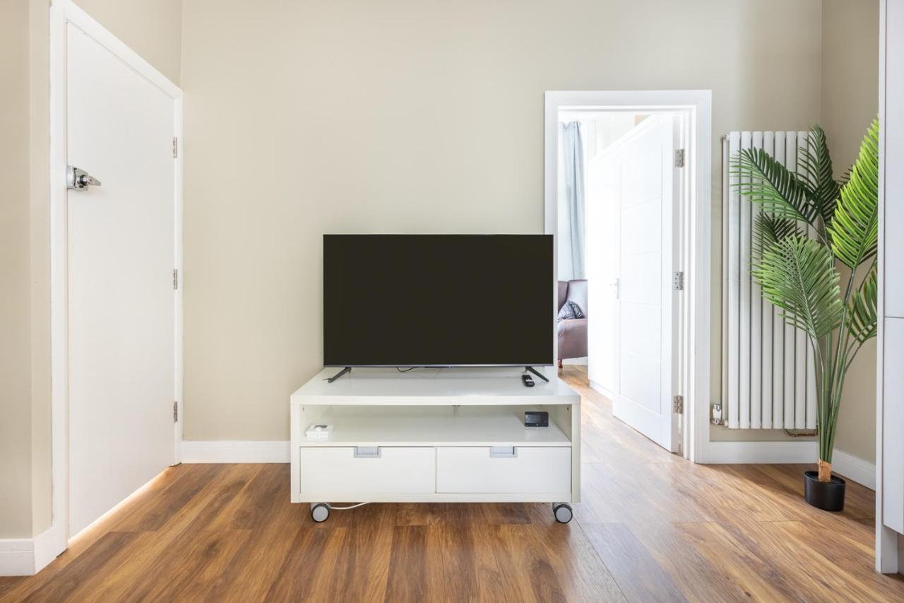 דירות Modern 2Bd Flat In Camden Town לונדון מראה חיצוני תמונה